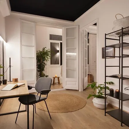 Apartment Haku - 3 Bedrooms In Eixample Dreta